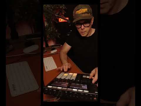 House Music Composition from scratch on Maschine