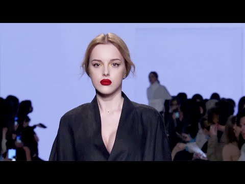 Lena Karnauhova | Fall Winter 2021/2022 | Full Show