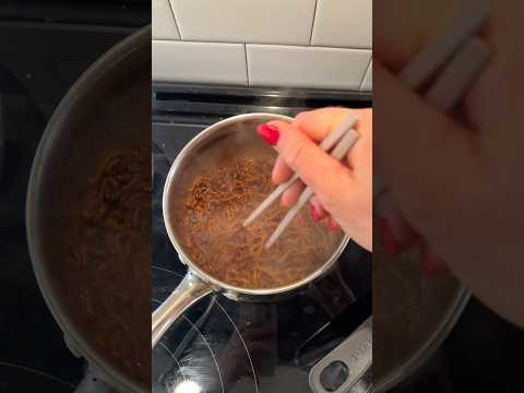 you need to try this korean ramen hack 🍜 #whatieat #koreanfood #ramen #easyrecipe