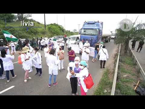 Médicos de Bolivia bloquean vías en rechazo a la polémica ley sanitaria