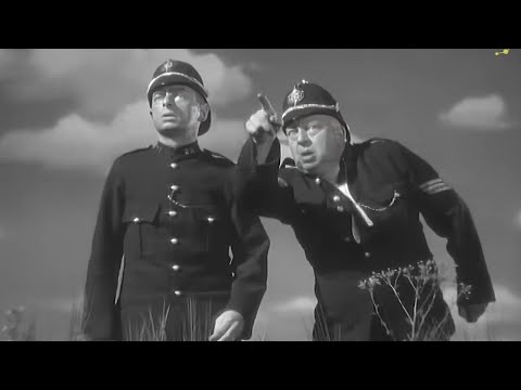 Hitchcock | Young and Innocent (1937) Nova Pilbeam, Derrick De Marney | Full Movie, subtitles
