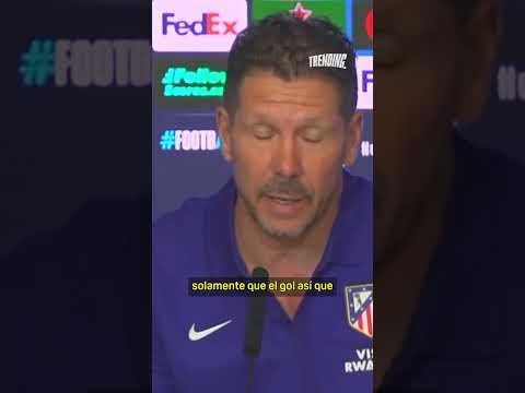 "Es jugador <strong>de</strong> equipo y se asocia muy bien, no es <strong>solo</strong> goles" 🗣️Simeone defiende a Julián Alvarez🇦🇷