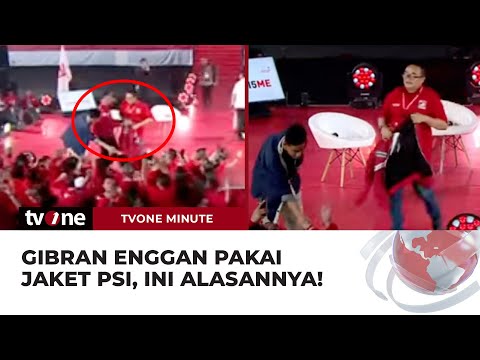 Momen Gibran Rakabuming Tolak Dipakaikan Jaket PSI di Kopdarnas