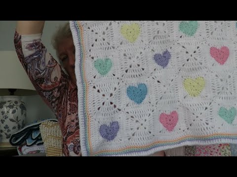 Podcast Crafty adventures #22 October 2025   Blankets, blankets, blankets!