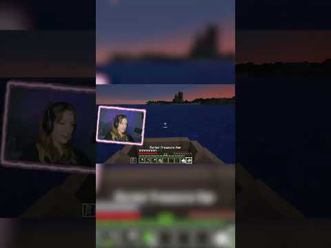 Finding Treasure in Minecraft #shorts