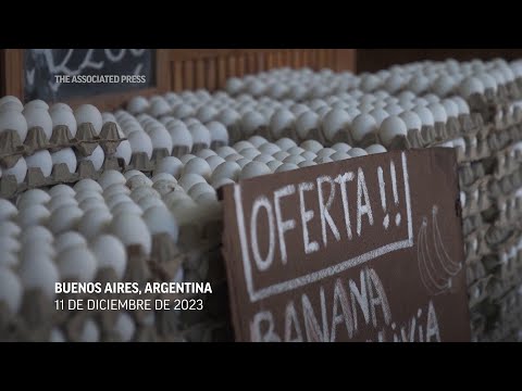 Los argentinos esperan que el nuevo presidente Milei arregle la economía quebrada