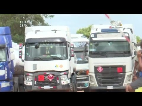 400 camiones bolivianos varados