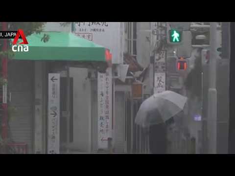台風13号「ドルフィン」強風と大雨で沖縄の一部に避難指示