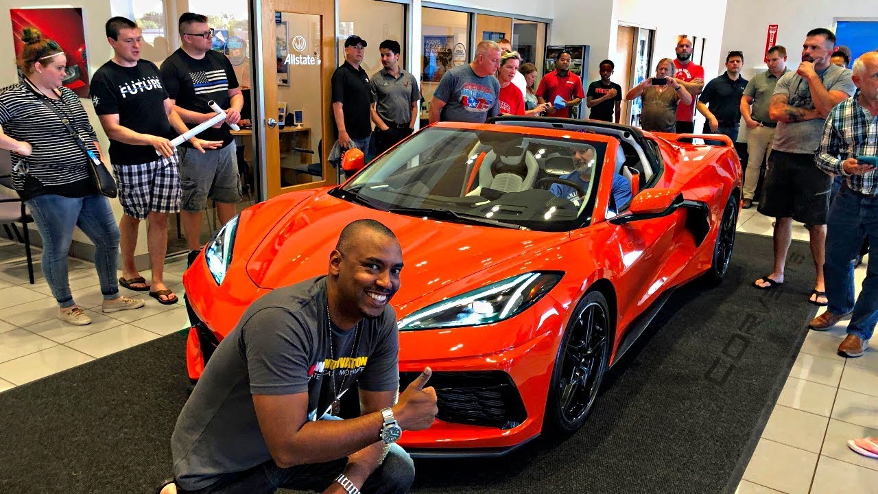 THE 2020 CORVETTE C8 UP CLOSE - WHAT DO YOU THINK!?