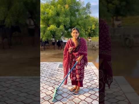 Deepu bechari mummy papa ke bich faas gayi 🤣 best video #shorts #viral #youtubeshorts