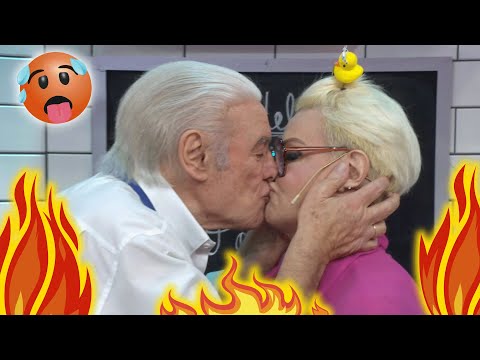 ¡SE PUSO HOT! Alberto Martín se emocionó con las palabras de Carmen y le comió la boca