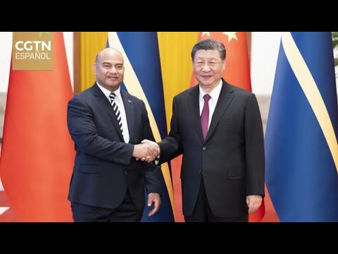 Xi Jinping se reúne con el presidente de Nauru, David Adeang