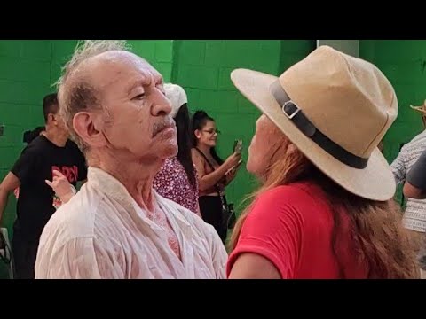 La Famosa Pipiripau  Sorprendió A Todos Con Su Bailarin El Profesor 😱‼️