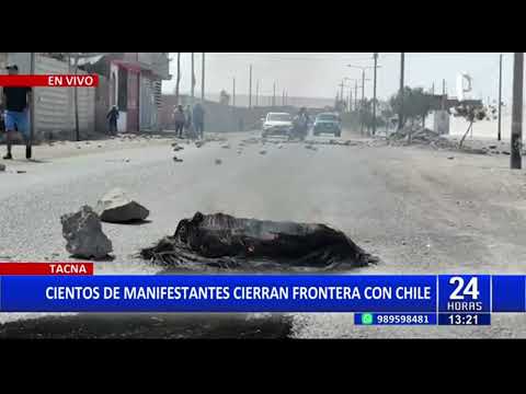 Empiezan los bloqueos en Tacna: cierran acceso con piedras en vía que conecta al aeropuerto (2/2)