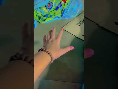 ngày 21 tháng 10, 2025