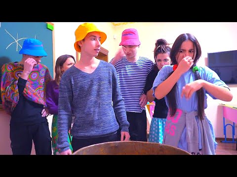 Б0MЖИ в ШK0ЛE !! Что Происходит ?