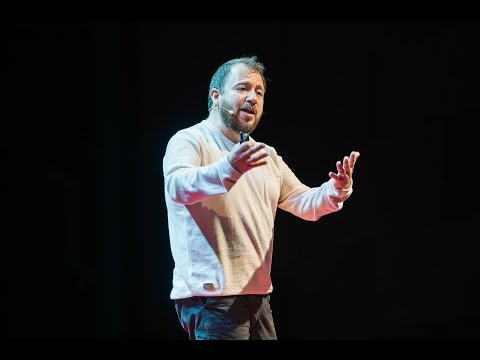 "Navigating Truth in the Age of Information Overload" | Gabriel Leon | TEDxFrutillar