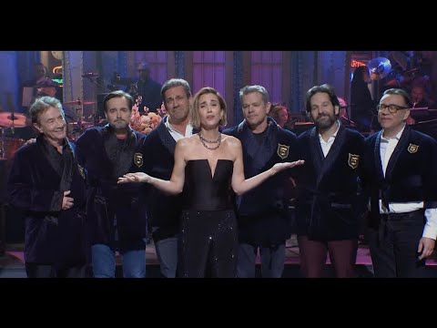 Kristen Wiig Hosts 'SNL' With Help From a Few Famous Friends