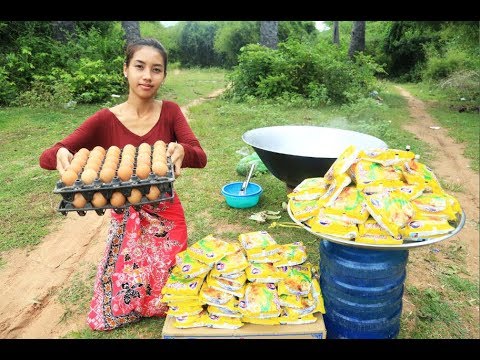 100 Maggi Noodles | Yummy Maggi Noodles cooking in my village | village food factory