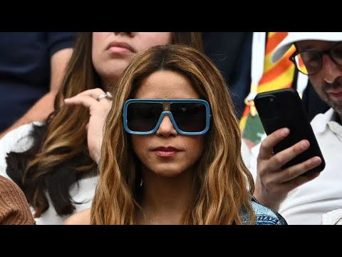 Shakira at Wimbledon as Lewis Hamilton rumours swirl but fans amused by bizarre glasses - Shakira