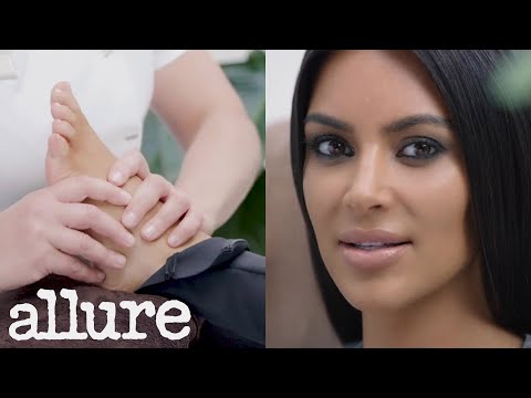 Kim Kardashian Gets a Foot Massage | Allure