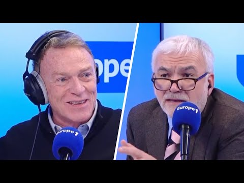 Christophe Hondelatte face à Pascal Praud : Robert Badinter était très égotique !