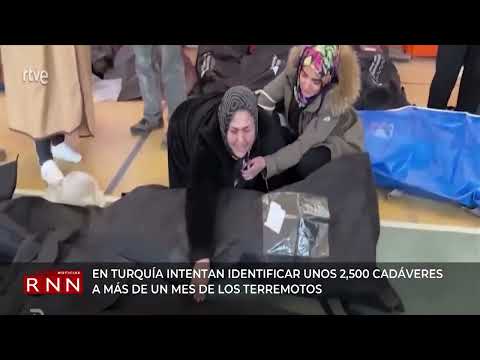 En Turquía intentan identificar unos 2,500 cadáveres tras devastadores terremotos