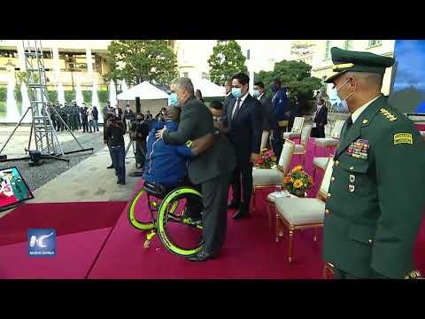 Presidente colombiano rinde homenaje a deportistas que participaron en Juegos Paralímpicos Tokio