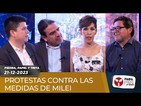 Milei emite decretazo y la población protesta con cacerolazo en Argentina.