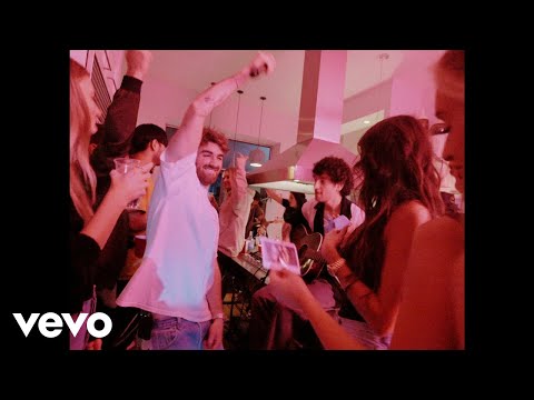 The Chainsmokers - In Too Deep (Friends & Family Edition - Live From Alex's Kitchen)