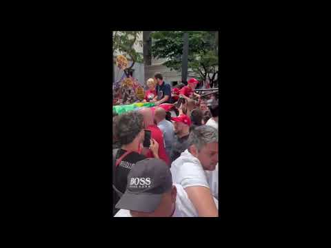 Lula e Boulos na Paulista na caminhada pela vitória