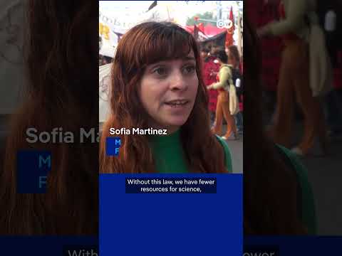 Tens of thousands in Argentina protest Milei's budget cuts to universities | DW News