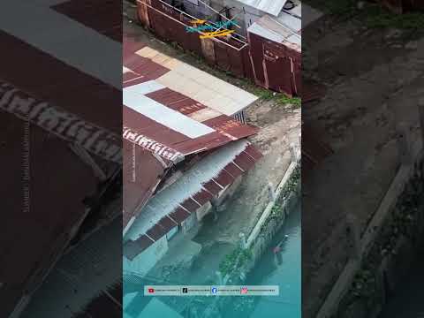 DETIK-DETIK SEORANG WARGA DENGAN SANTAINYA BUANG SAMPAH KE SUNGAI