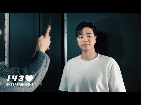 iKON JUNE구준회결혼해YOUPOSTERSHOOTBEHIND