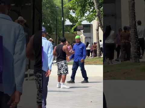 Saludando a Ramon 🗞️😂 #humor #broma #funny #shorts #pranks