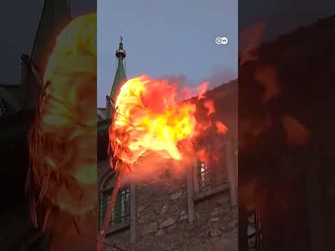 Villages in Kashmir mark end of winter with prayer and ritual torches |  DW News