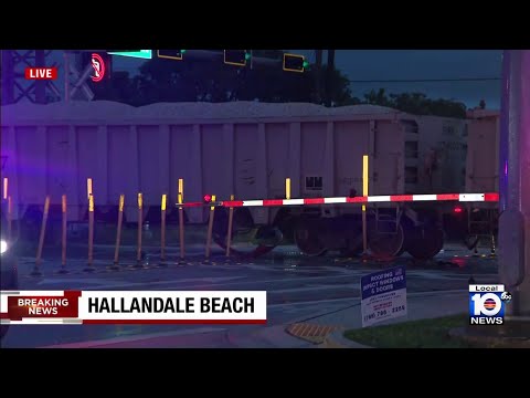 Train collides with car in Hallandale Beach