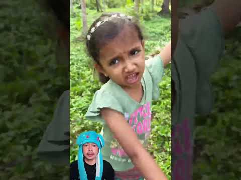 Para Emak berantem rebutan kelapa ⁉️😱 @KrishnaAvyu