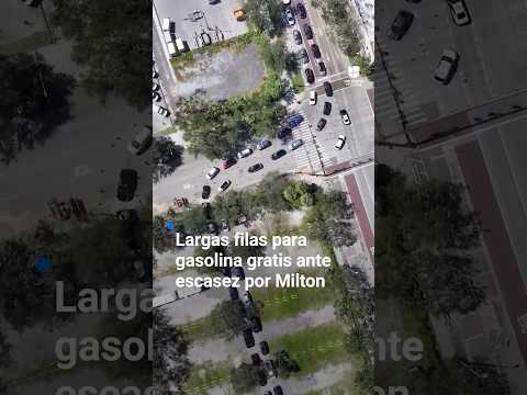 Largas filas en distintos condados de Florida para recibir gasolina gratis tras el paso de Milton