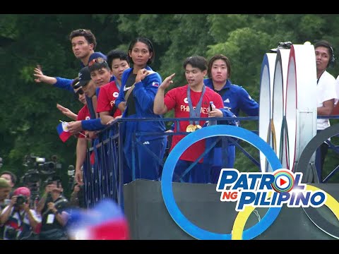 PANOORIN: Pag-abang, pagbunyi sa homecoming parade ng Paris Olympians | Patrol ng Pilipino