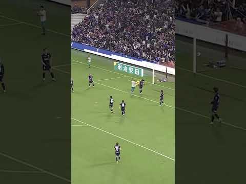 산프레체 히로시마가 V-파렌 나가사키에 전반전을 2-0으로 뒤진 채 마쳤다