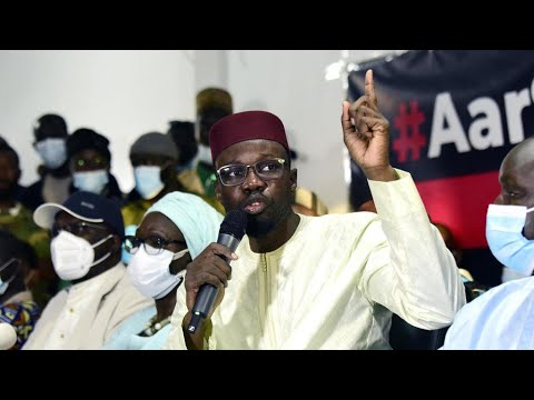 Qui est Ousmane Sonko, l'opposant sénégalais dont l'arrestation a embrasé le pays 