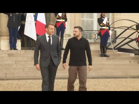 Zelenskyy visits Macron in Paris as part of efforts to promote a “victory plan”