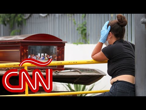Coronavirus en Ecuador: cuerpos en las calles de Guayaquil en medio de la pandemia