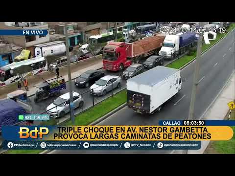 Triple choque provoca caos vehicular en la avenida Néstor Gambetta en el Callao 2