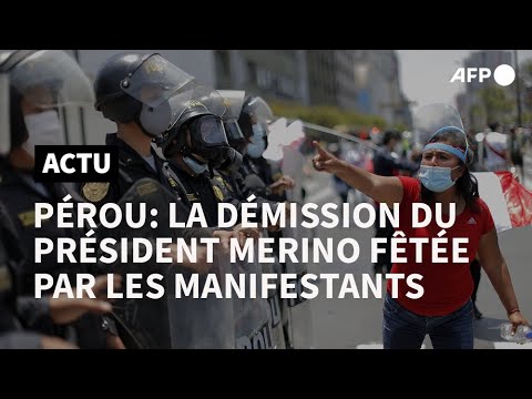 Pérou: des manifestants fêtent la démission du président Merino | AFP
