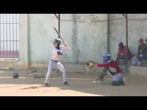 Mantienen preparación atletas y entrenadores del béisbol juvenil de Cienfuegos