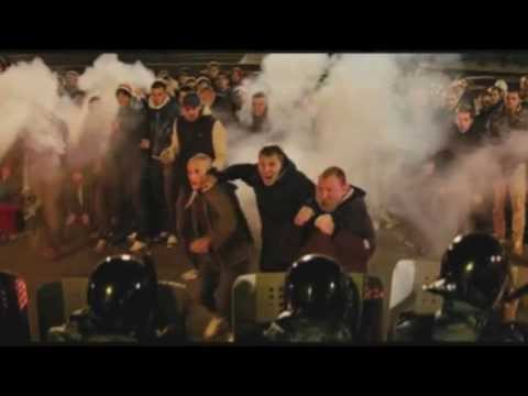 Video: Vienas geriausių vaizdo įrašų - apibūdinant frazę " savi eina už savus " 