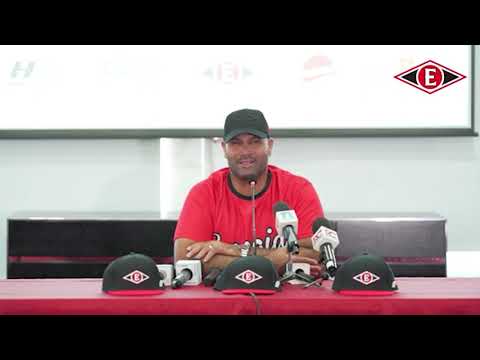 Albert Pujols presenta plan de diligencia para su primera temporada a cargo de un equipo profesional