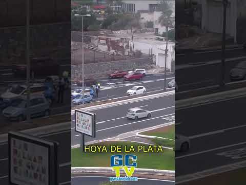 Vuelco de vehículo a la altura de Hoya de La Plata, Las Palmas de Gran Canaria